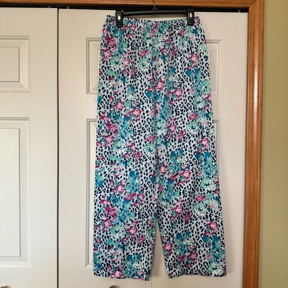 Miss Elaine 2 pcs Satin Pajama Set Size‎ Medium